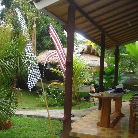 Dormitory Sedap Malam Singaraja Екстериор снимка