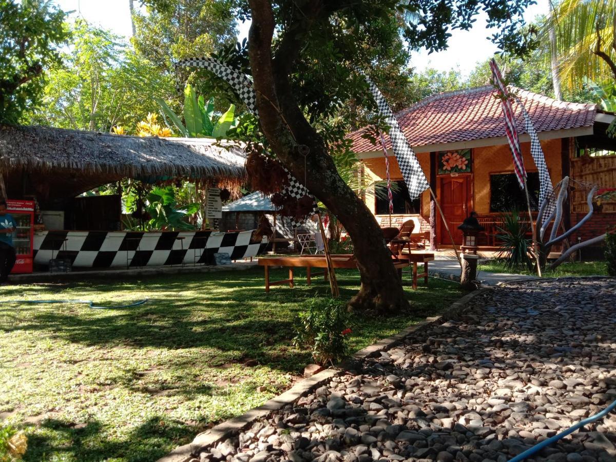 Dormitory Sedap Malam Singaraja Екстериор снимка